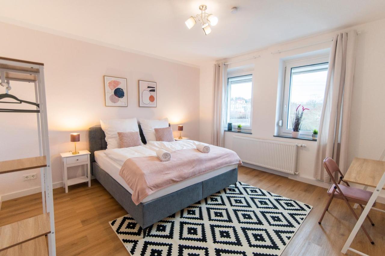 Peter Apartments - Wohnung 90Qm, 3 Schlafzimmer, Kueche, Wohnzimmer, Balkon, Netflix フルダ エクステリア 写真