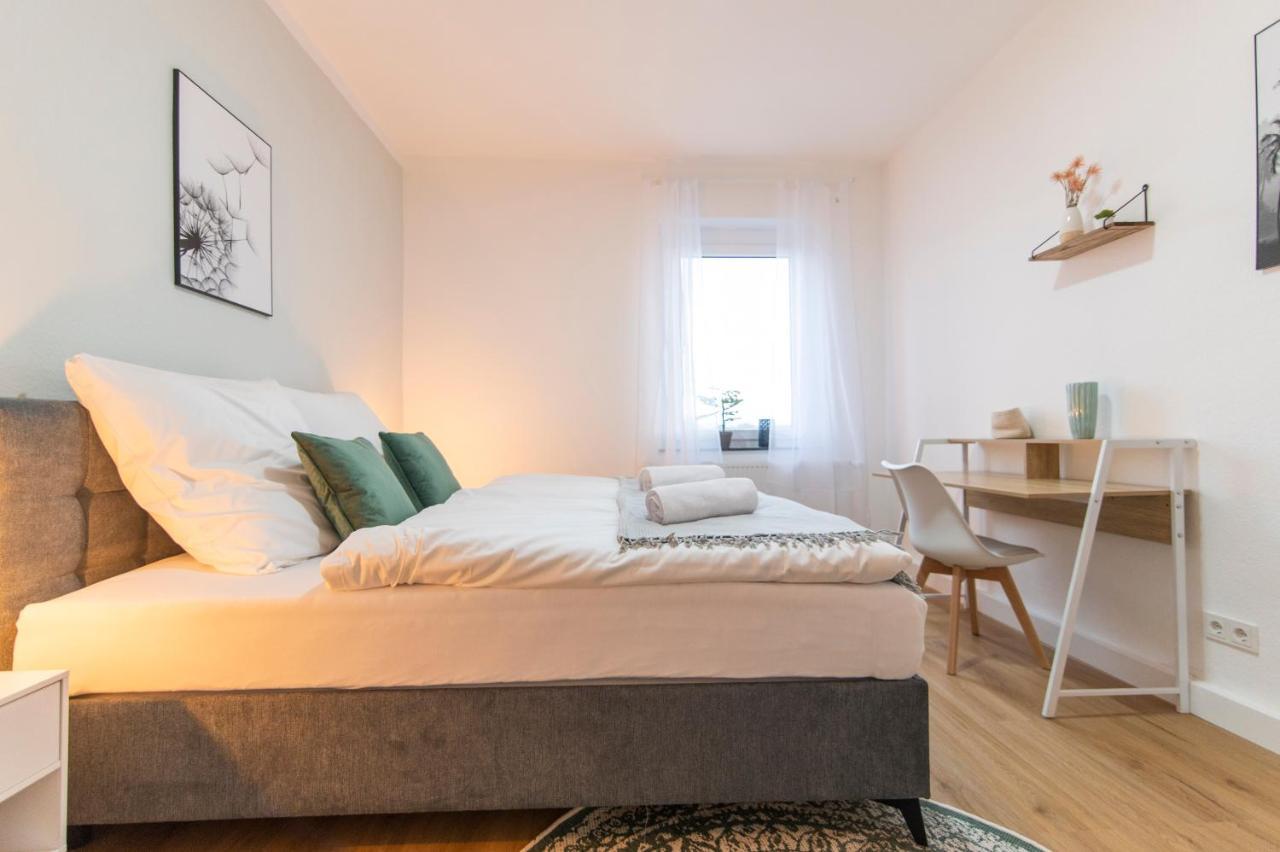 Peter Apartments - Wohnung 90Qm, 3 Schlafzimmer, Kueche, Wohnzimmer, Balkon, Netflix フルダ エクステリア 写真