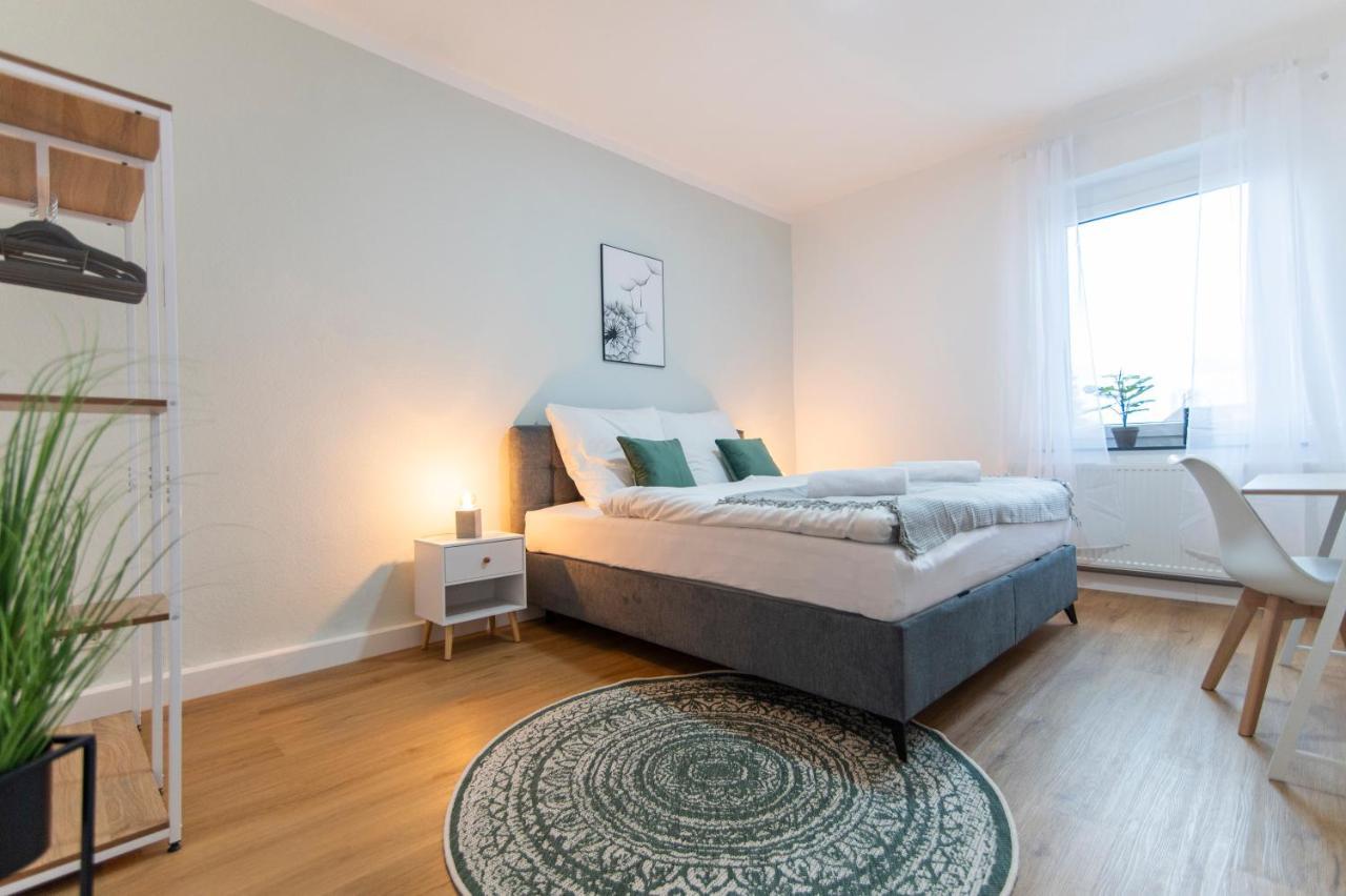 Peter Apartments - Wohnung 90Qm, 3 Schlafzimmer, Kueche, Wohnzimmer, Balkon, Netflix フルダ エクステリア 写真